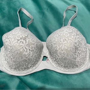 Victorias Secret Bra 40DD